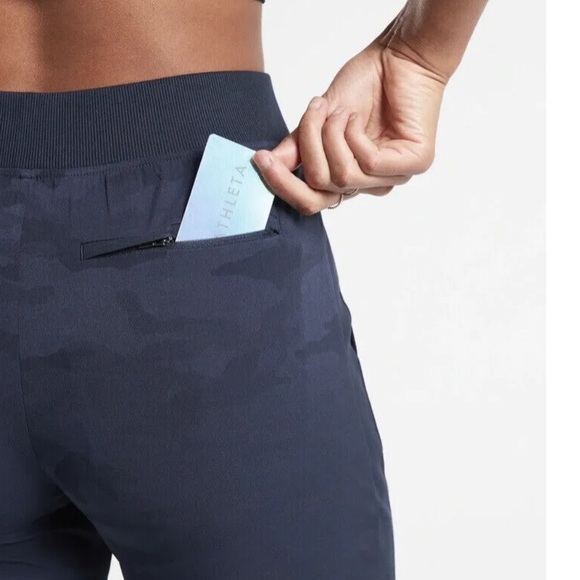 Athleta Brooklyn Ankle Pant Camo 16 - Picture 2 of 15